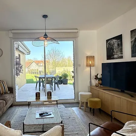 Holiday home Homebyus Estreboeuf