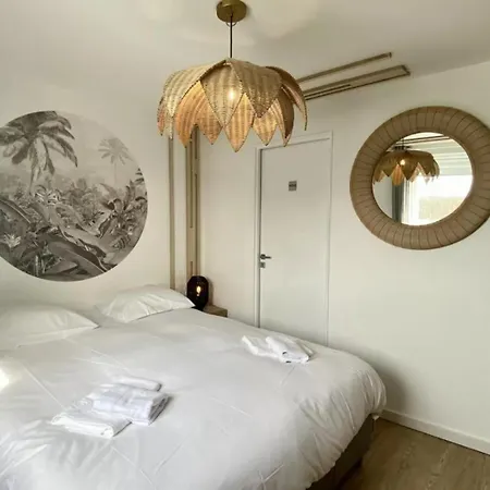 Homebyus Holiday home *